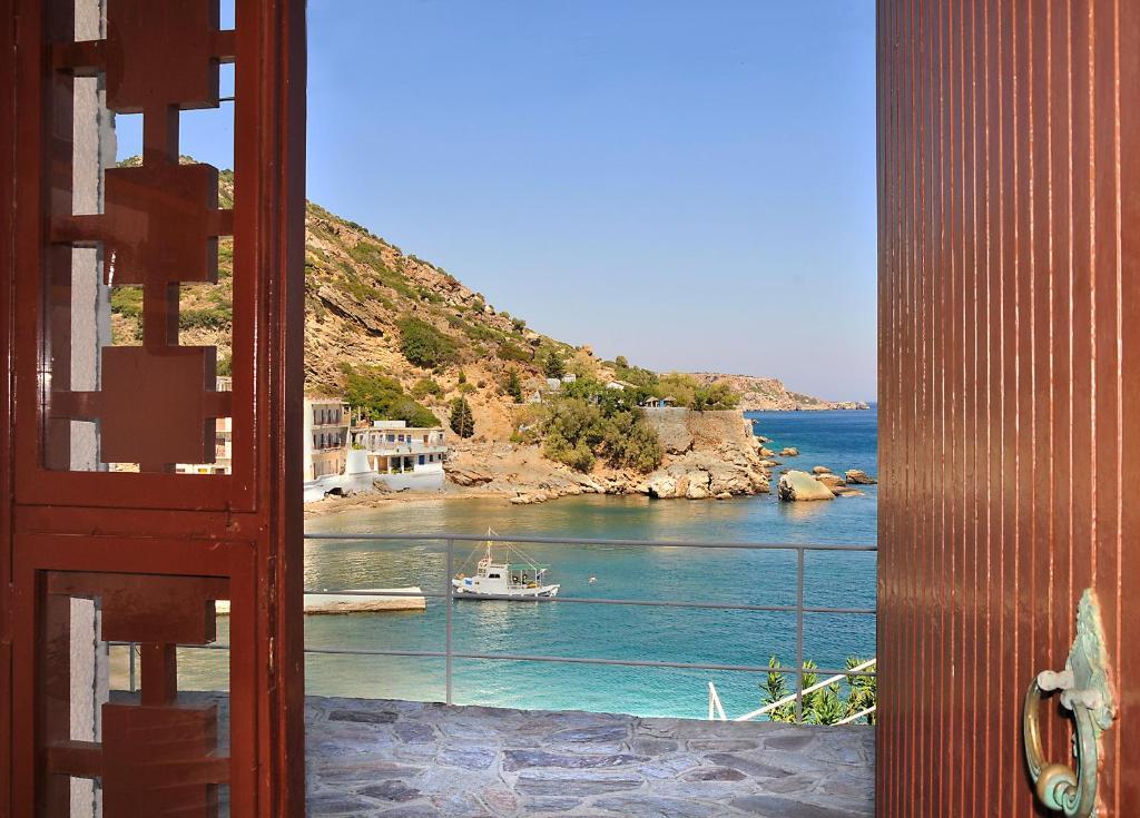 Marina Hotel Ágios Kírykos Exterior foto